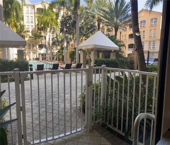 3001 NE 185th St 534, Aventura, FL 33180