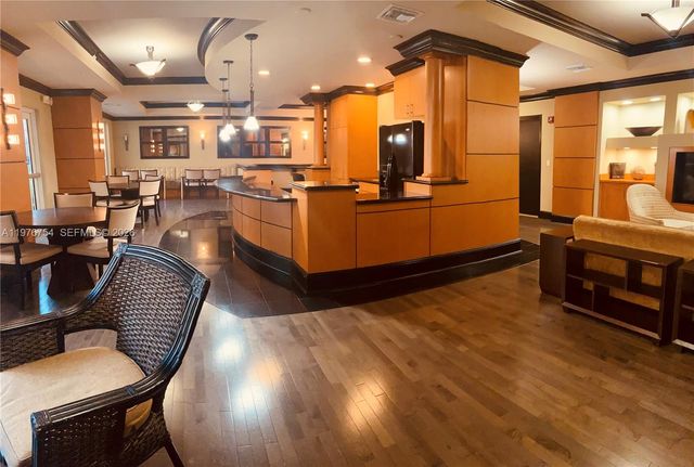 3001 NE 185th St 534, Aventura, FL 33180