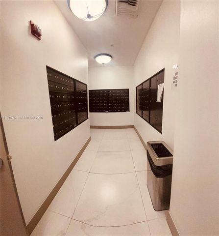 3001 NE 185th St 534, Aventura, FL 33180