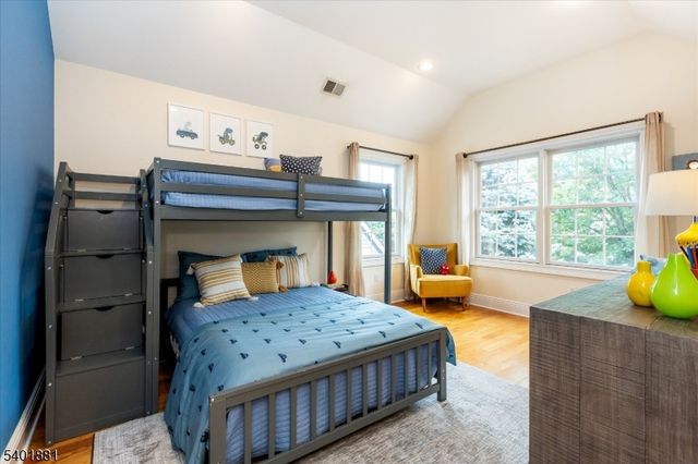 1 Central Ave, Montclair Twp., NJ 07042