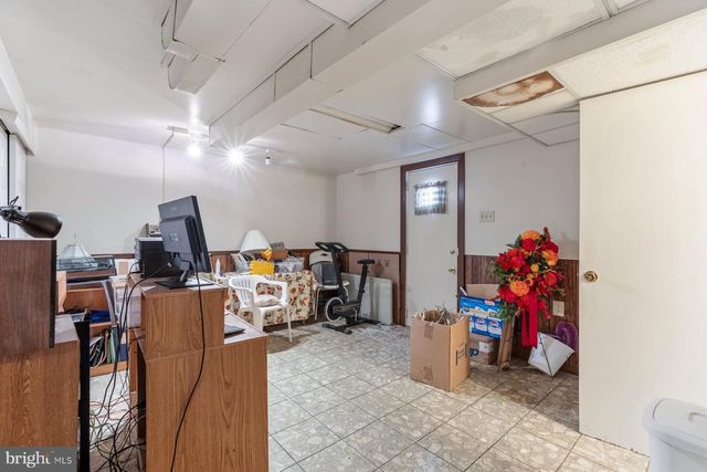 1412 LEGATION RD, Hyattsville, MD 20782