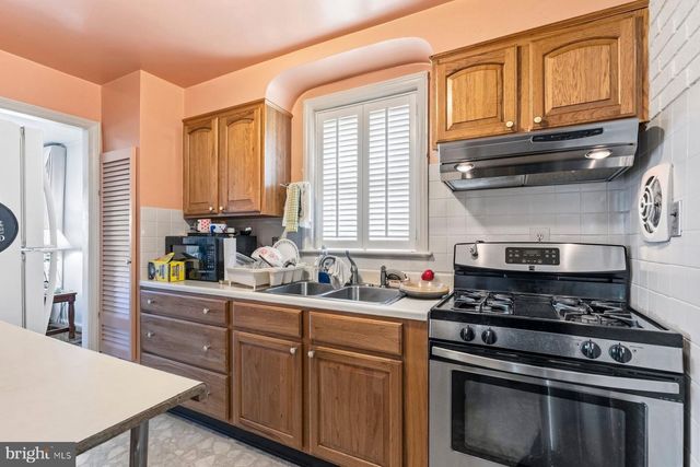 1412 LEGATION RD, Hyattsville, MD 20782