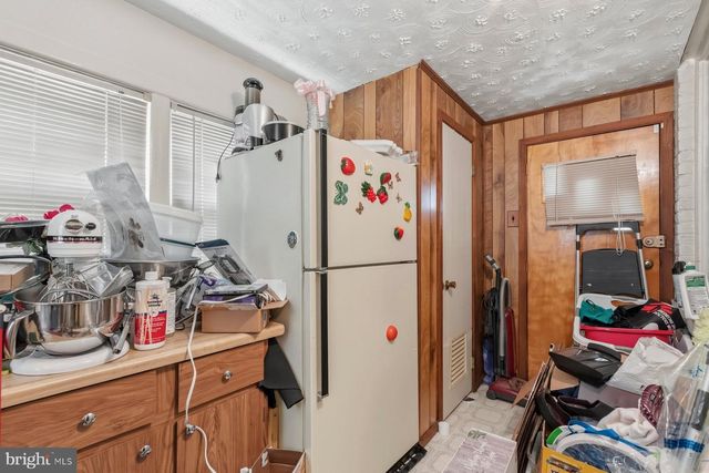 1412 LEGATION RD, Hyattsville, MD 20782