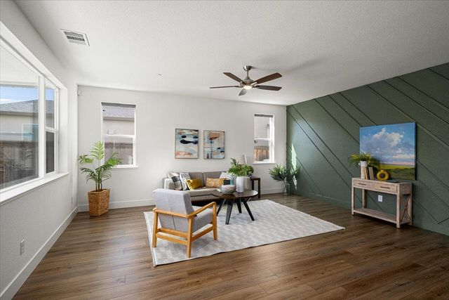 4535 Tiller Way, Roseville, CA 95747