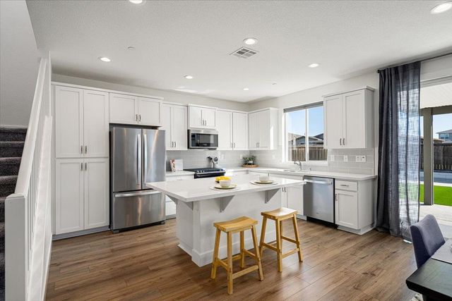 4535 Tiller Way, Roseville, CA 95747