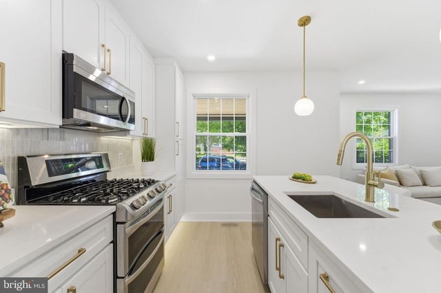 4306 22ND ST NE, Washington, DC 20018
