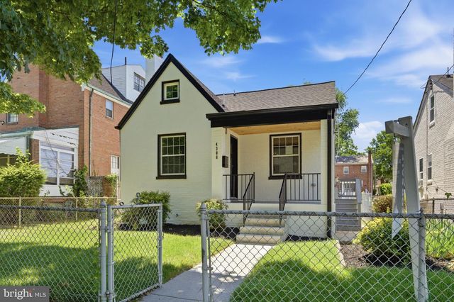 4306 22ND ST NE, Washington, DC 20018