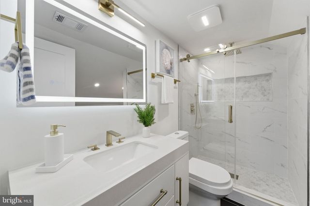 4306 22ND ST NE, Washington, DC 20018
