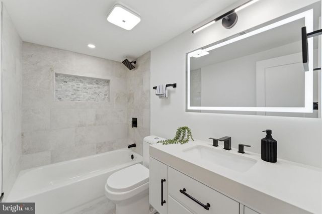 4306 22ND ST NE, Washington, DC 20018