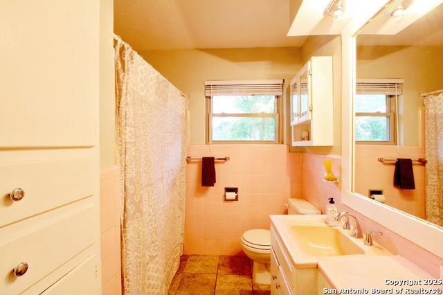 113 ADOBE DR, Castle Hills, TX 78213