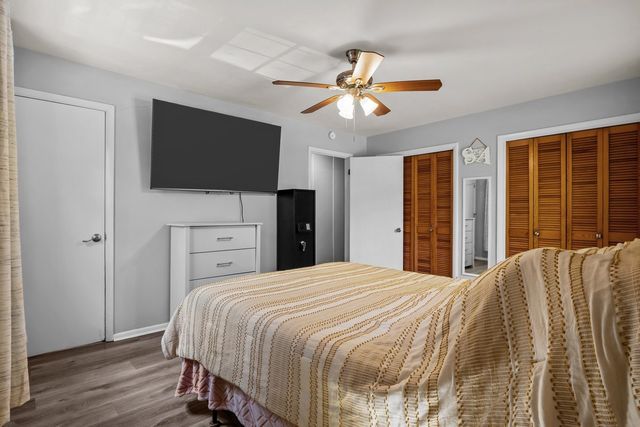 106 Canary Dr, Dickson, TN 37055