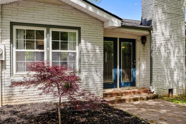 106 Canary Dr, Dickson, TN 37055