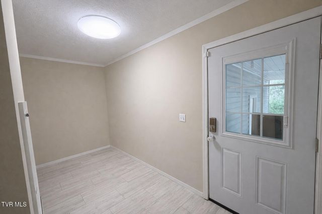 10 Unaka Drive, Mosheim, TN 37818