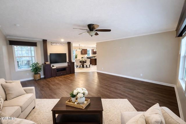 10 Unaka Drive, Mosheim, TN 37818