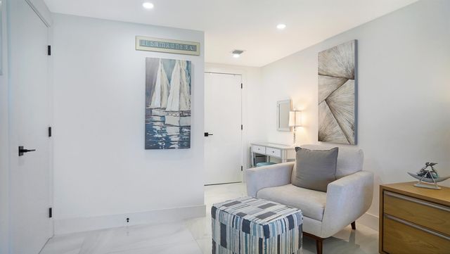 3300 NE 36th Street 822, Fort Lauderdale, FL 33308