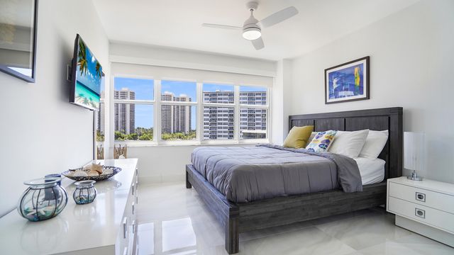 3300 NE 36th Street 822, Fort Lauderdale, FL 33308