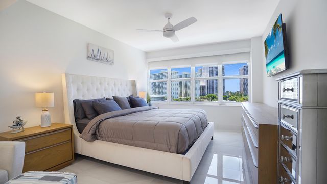 3300 NE 36th Street 822, Fort Lauderdale, FL 33308