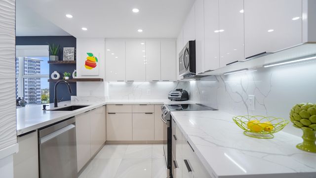 3300 NE 36th Street 822, Fort Lauderdale, FL 33308