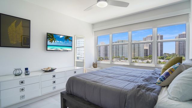 3300 NE 36th Street 822, Fort Lauderdale, FL 33308