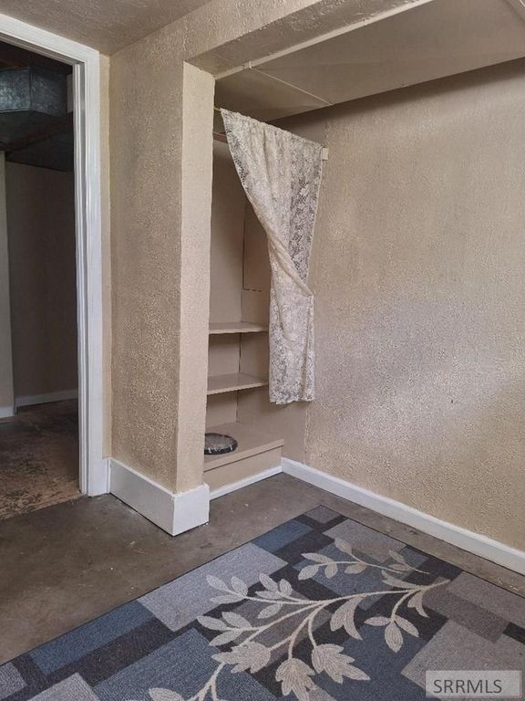 Image 15 of property listing at 98 Maplewood Avenue, Pocatello, ID 83204