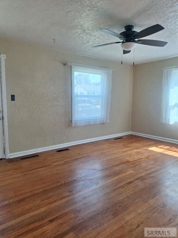 Image 18 of property listing at 98 Maplewood Avenue, Pocatello, ID 83204