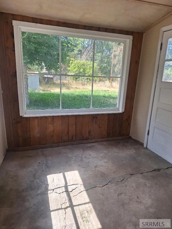 Image 19 of property listing at 98 Maplewood Avenue, Pocatello, ID 83204