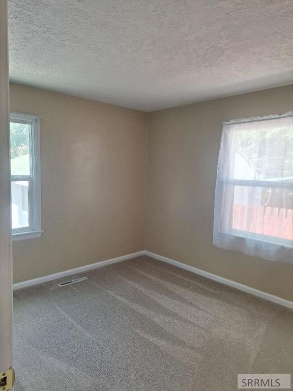 Image 23 of property listing at 98 Maplewood Avenue, Pocatello, ID 83204