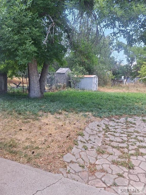 Image 35 of property listing at 98 Maplewood Avenue, Pocatello, ID 83204