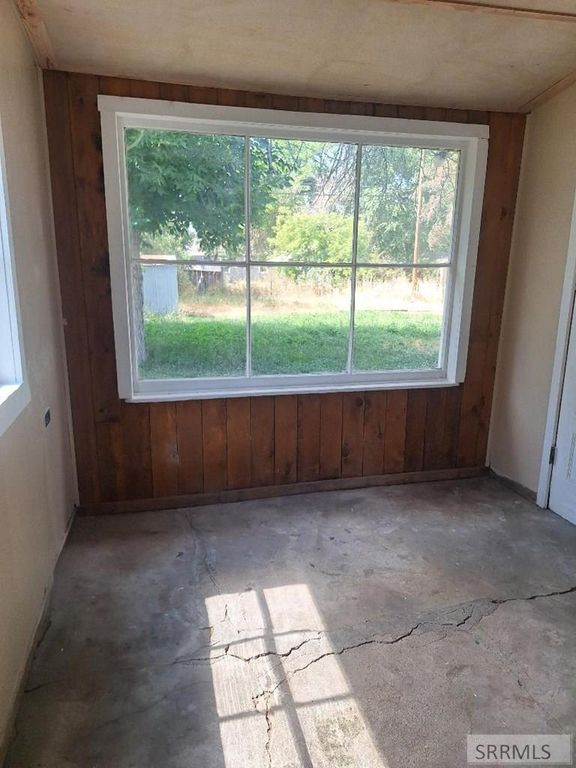 Image 40 of property listing at 98 Maplewood Avenue, Pocatello, ID 83204