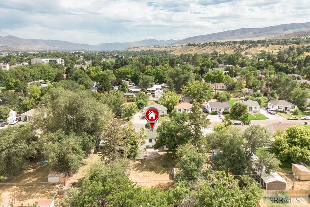 Image 50 of property listing at 98 Maplewood Avenue, Pocatello, ID 83204
