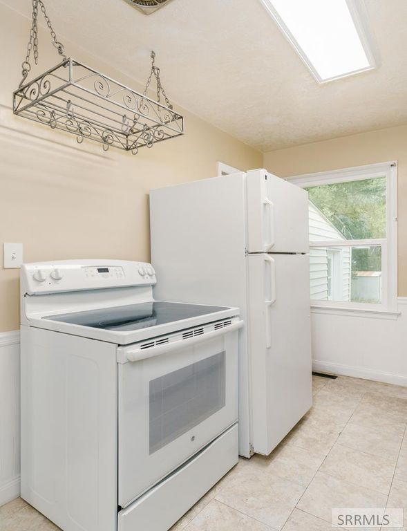 Image 58 of property listing at 98 Maplewood Avenue, Pocatello, ID 83204