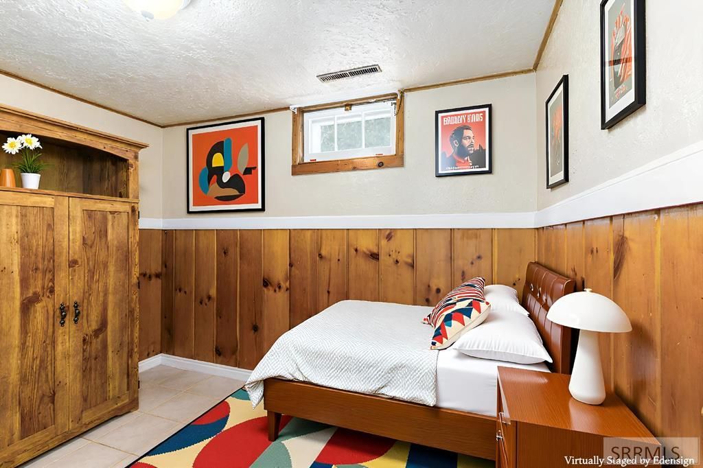 Image 90 of property listing at 98 Maplewood Avenue, Pocatello, ID 83204