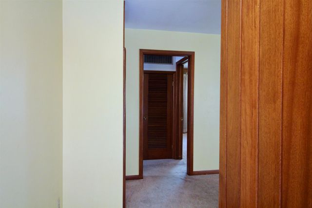 148 S Edgemont Road, Huntington, WV 25701