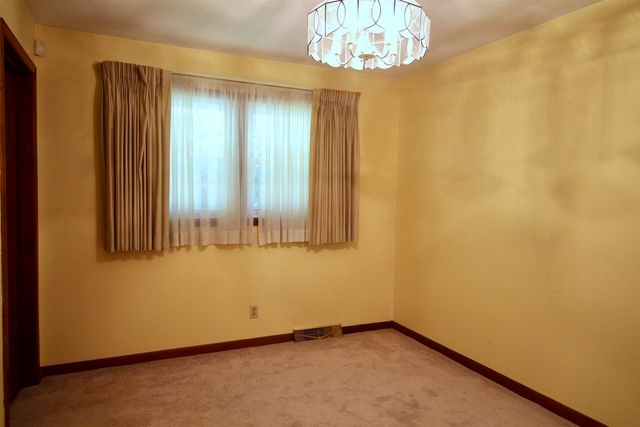 148 S Edgemont Road, Huntington, WV 25701