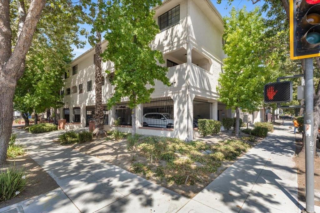 384 S 11th Street, San Jose, CA 95112