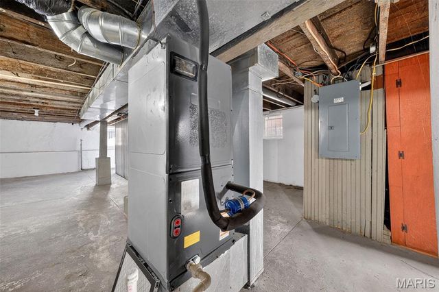 4412 Wallace Street, St Louis, MO 63116