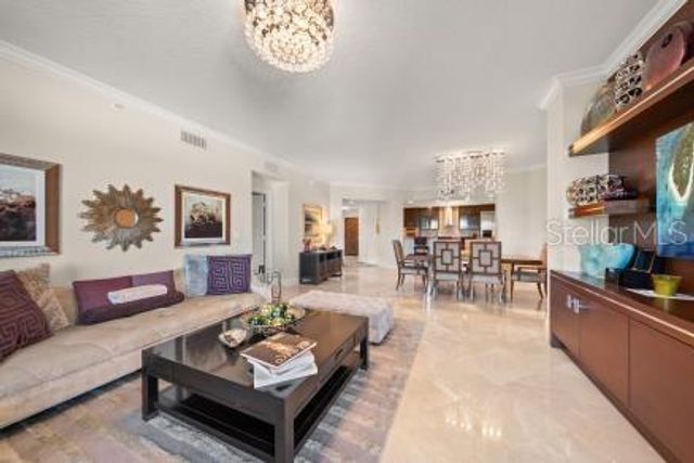 11 BAYMONT STREET 1006, Clearwater Beach, FL 33767