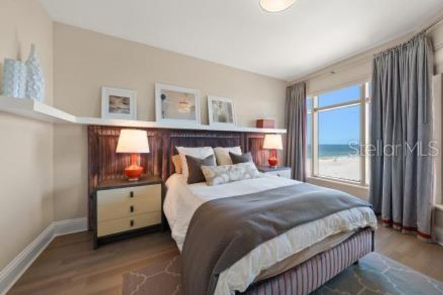 11 BAYMONT STREET 1006, Clearwater Beach, FL 33767