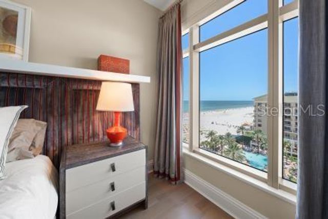 11 BAYMONT STREET 1006, Clearwater Beach, FL 33767