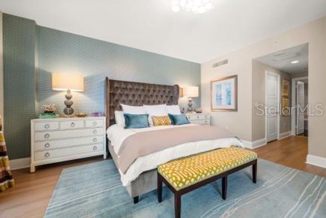 11 BAYMONT STREET 1006, Clearwater Beach, FL 33767