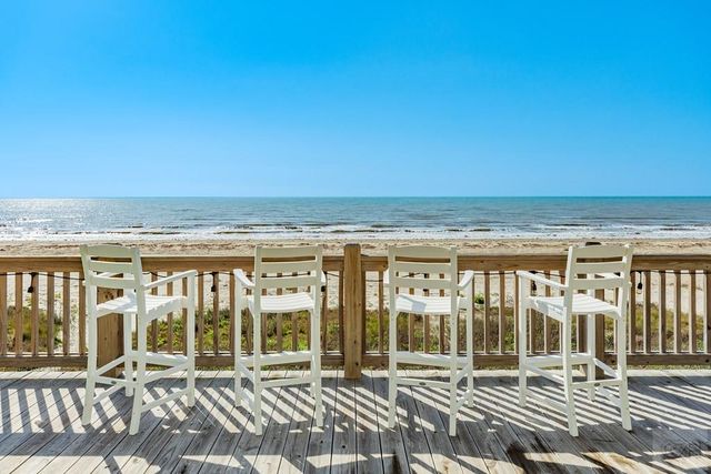 22224 Kennedy Drive, Galveston, TX 77554