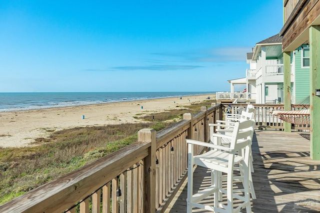 22224 Kennedy Drive, Galveston, TX 77554
