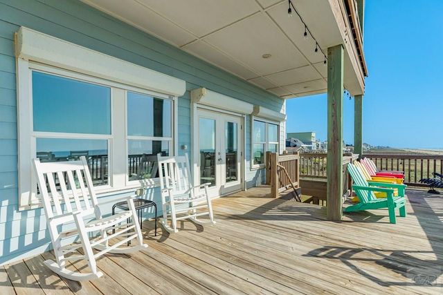 22224 Kennedy Drive, Galveston, TX 77554