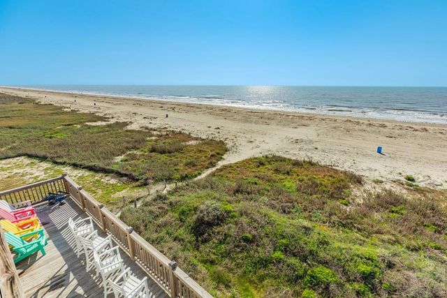 22224 Kennedy Drive, Galveston, TX 77554