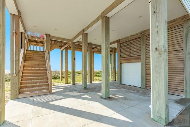 22224 Kennedy Drive, Galveston, TX 77554
