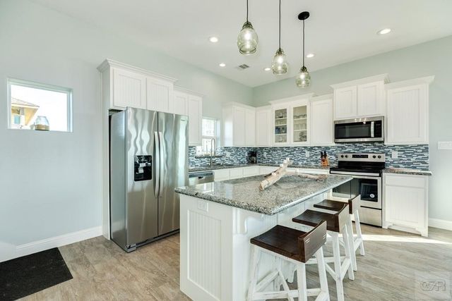 22224 Kennedy Drive, Galveston, TX 77554