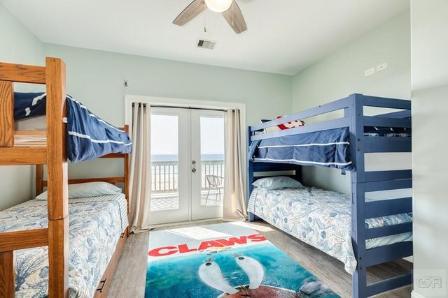 22224 Kennedy Drive, Galveston, TX 77554