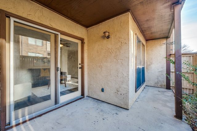 2100 Rainbow Drive 4111, Arlington, TX 76011