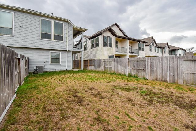 1567 Rustling Creek Drive, Missouri City, TX 77459