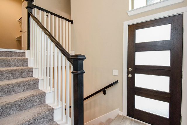 1567 Rustling Creek Drive, Missouri City, TX 77459